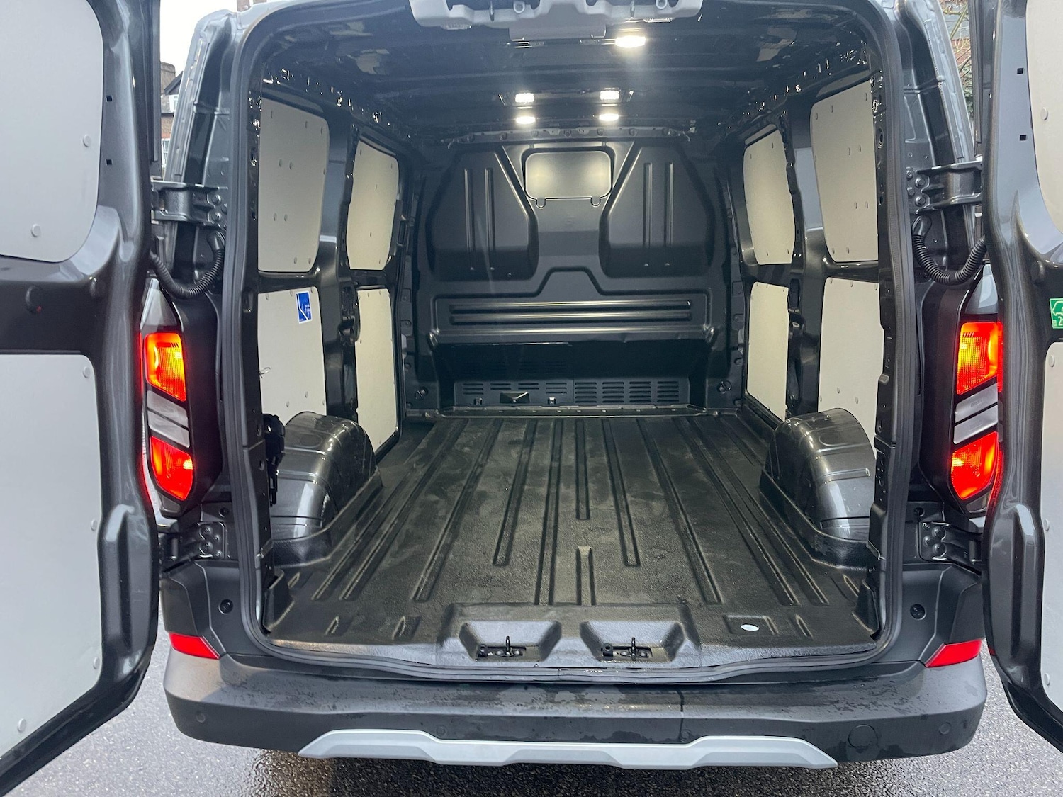 Used Ford Transit Custom 2025 for sale - 77524669: Photo 9