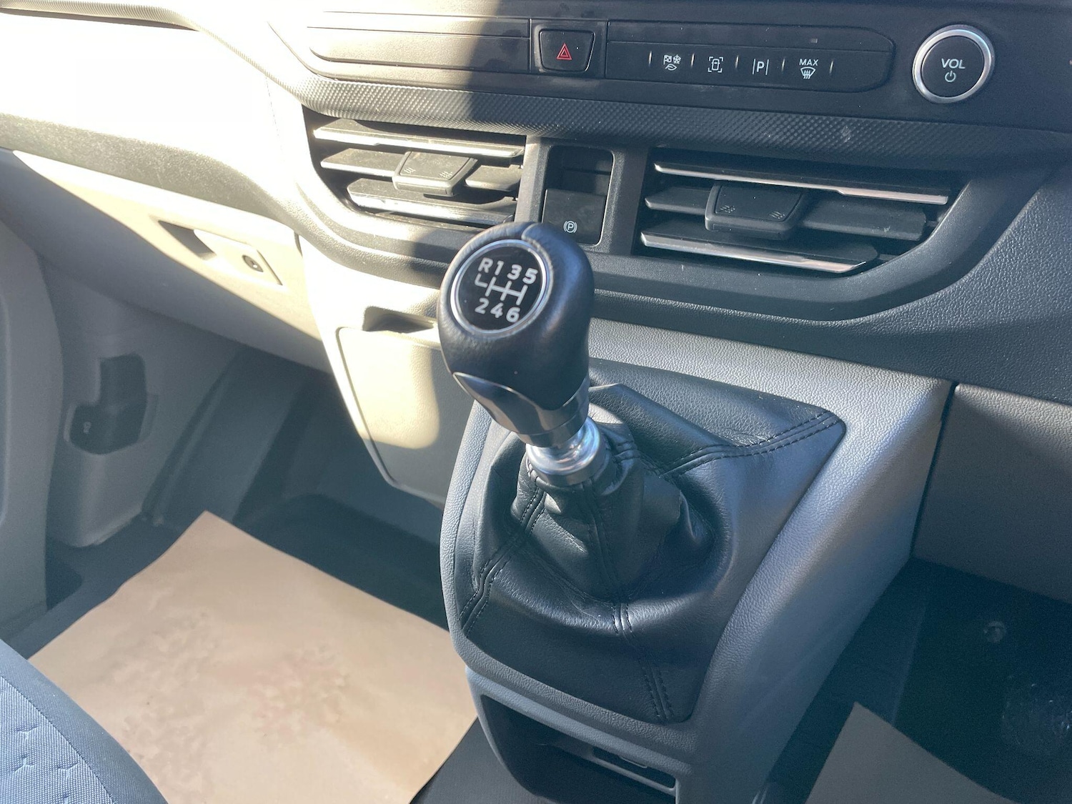 Used Ford Transit Custom 2024 for sale - 76898474: Photo 11