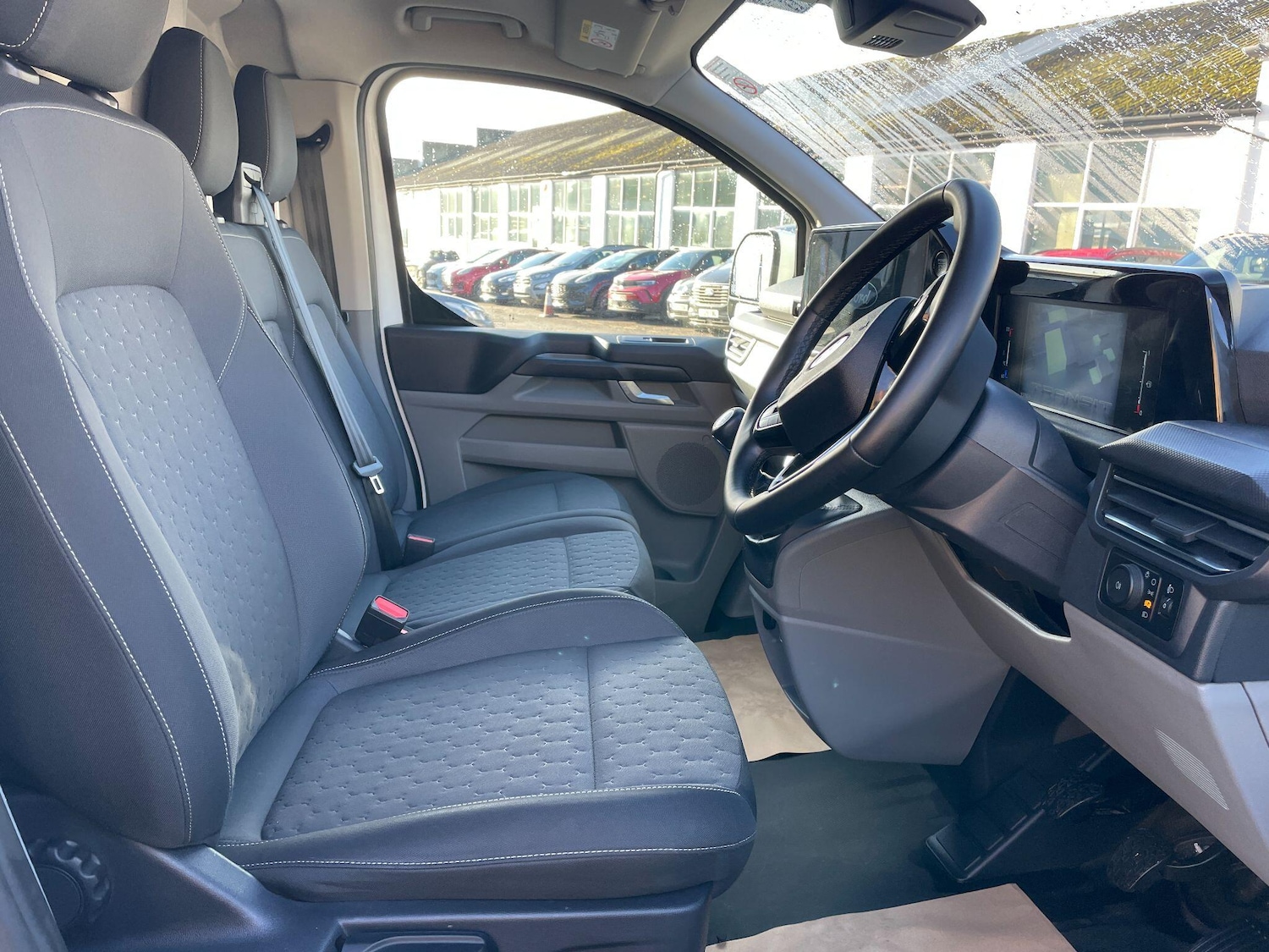 Used Ford Transit Custom 2024 for sale - 76898474: Photo 5