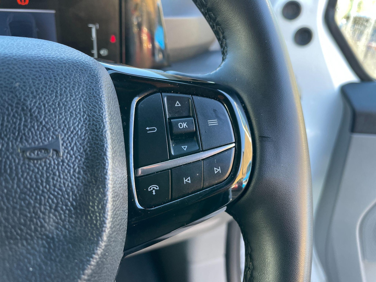 Used Ford Transit Custom 2024 for sale - 76898474: Photo 8