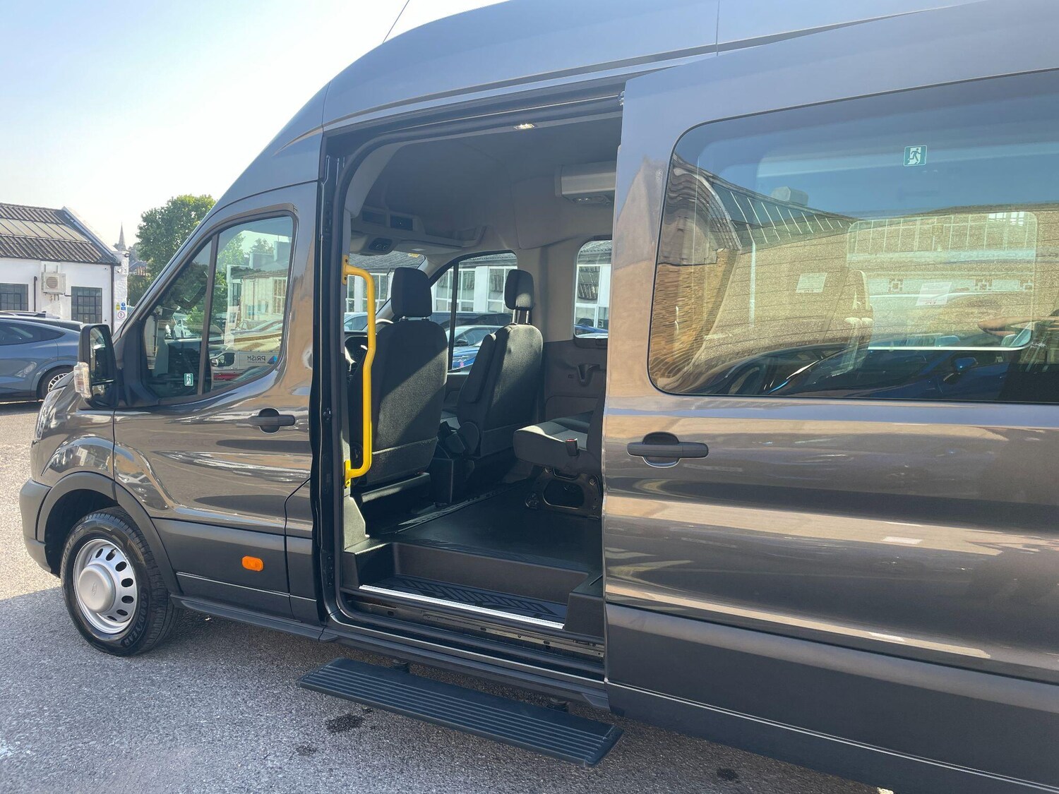Vehicle 21