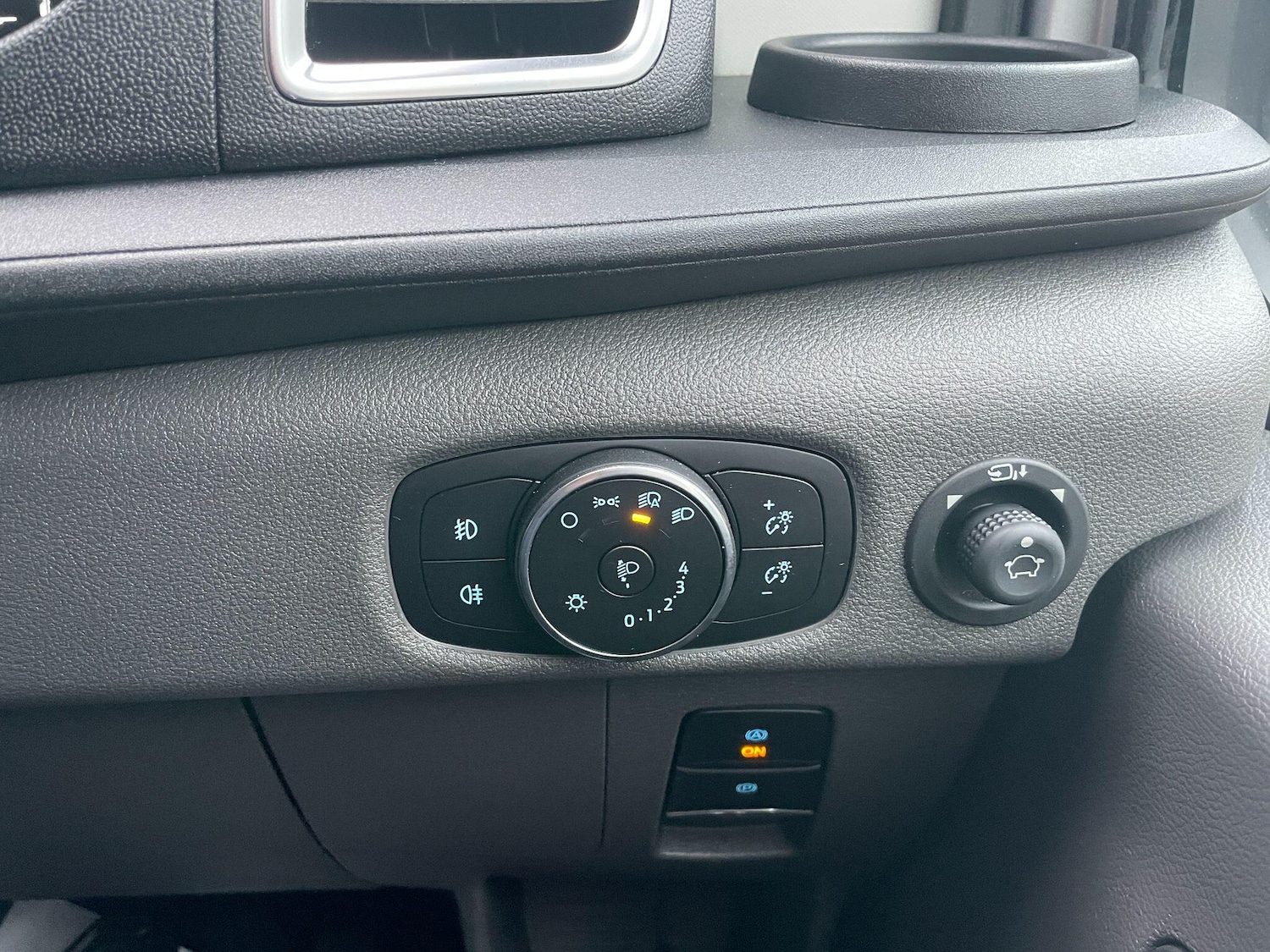 Used Ford Transit 2024 for sale - 77524175: Photo 8