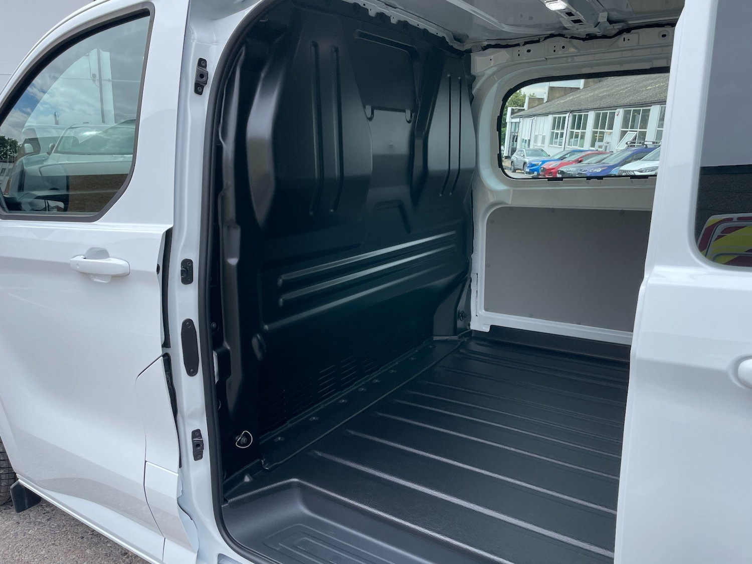 Used Ford Transit Custom 2025 for sale - 77290700: Photo 34