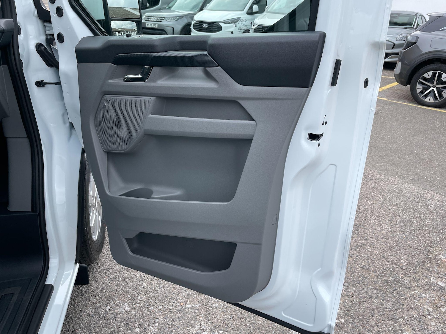 Used Ford Transit Custom 2025 for sale - 77290700: Photo 41