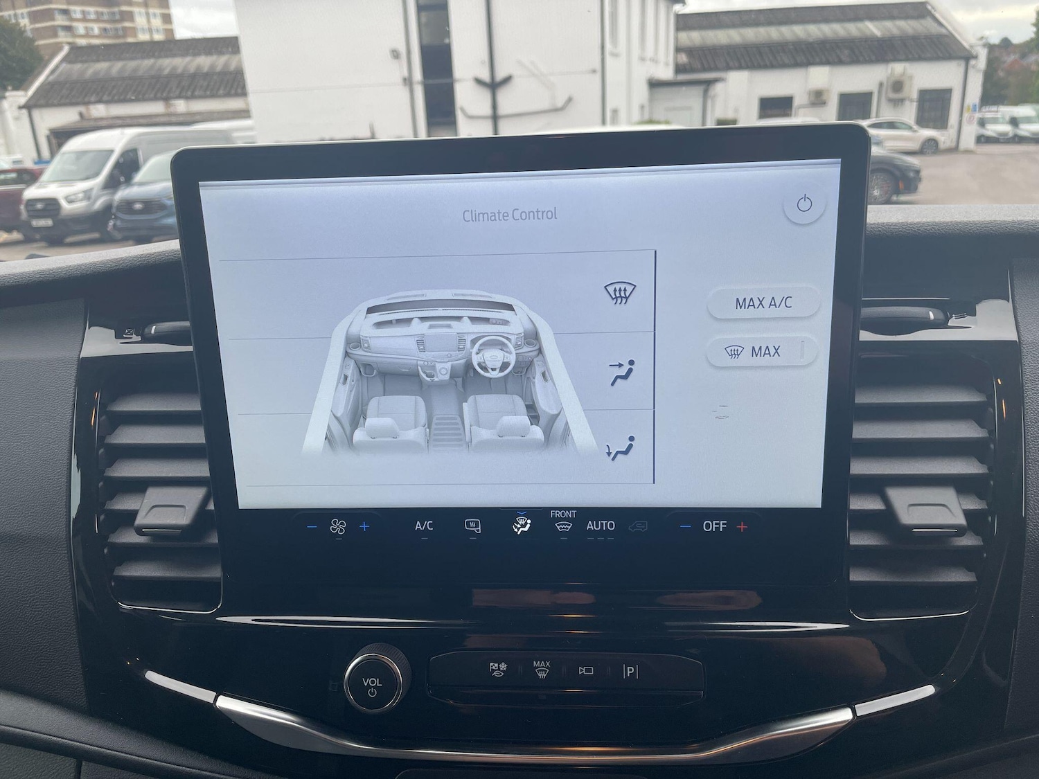 Used Ford Transit 2024 for sale - 76989248: Photo 19