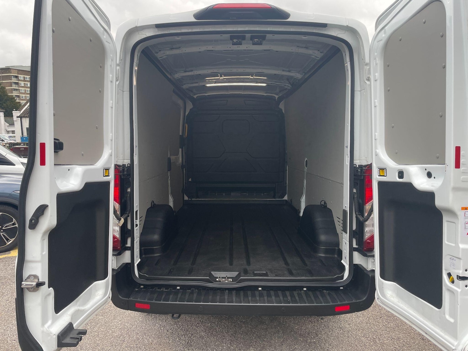 Used Ford Transit 2024 for sale - 76989248: Photo 23