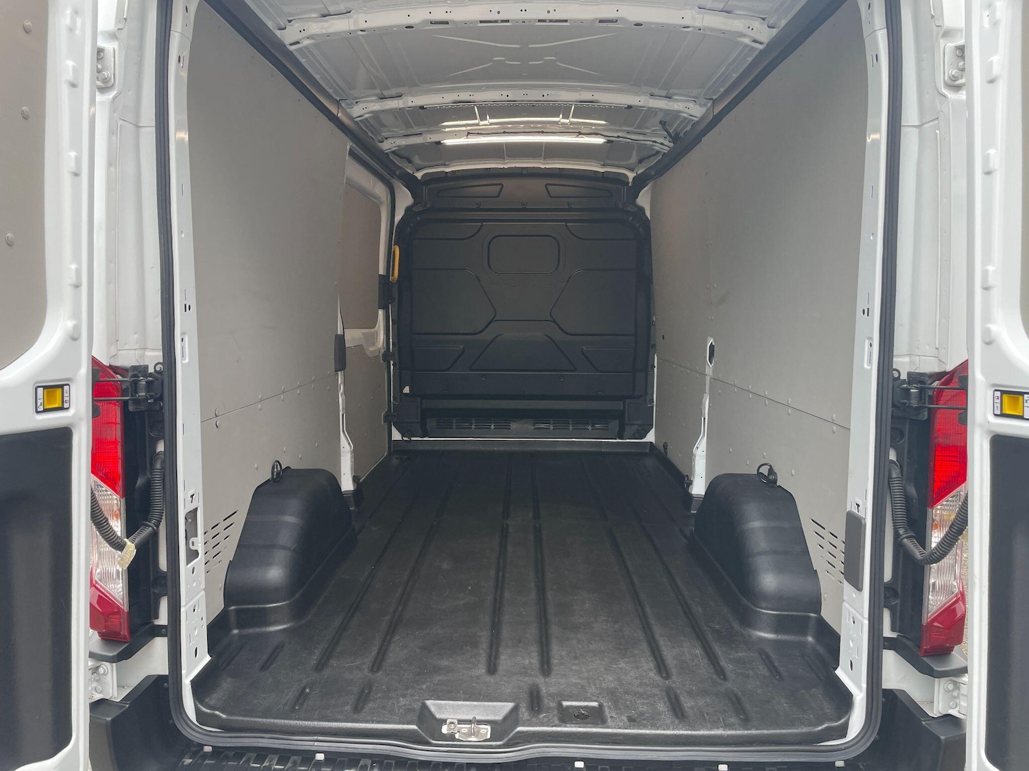 Used Ford Transit 2024 for sale - 76989248: Photo 24