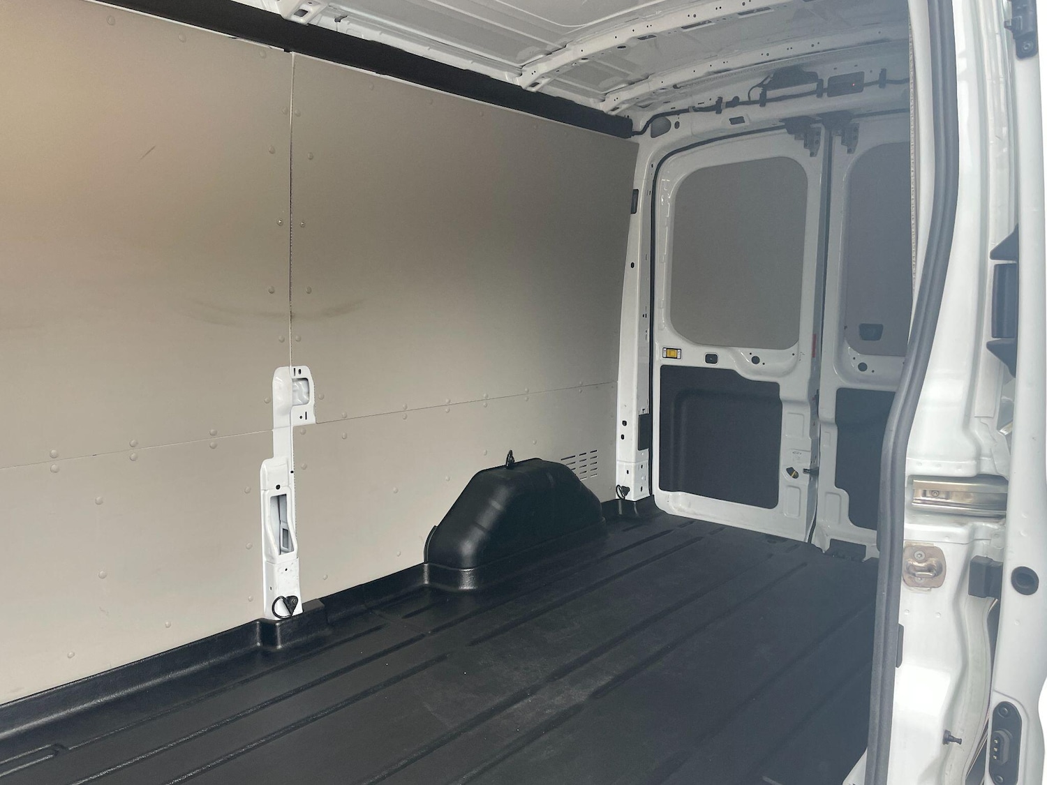 Used Ford Transit 2024 for sale - 76989248: Photo 26