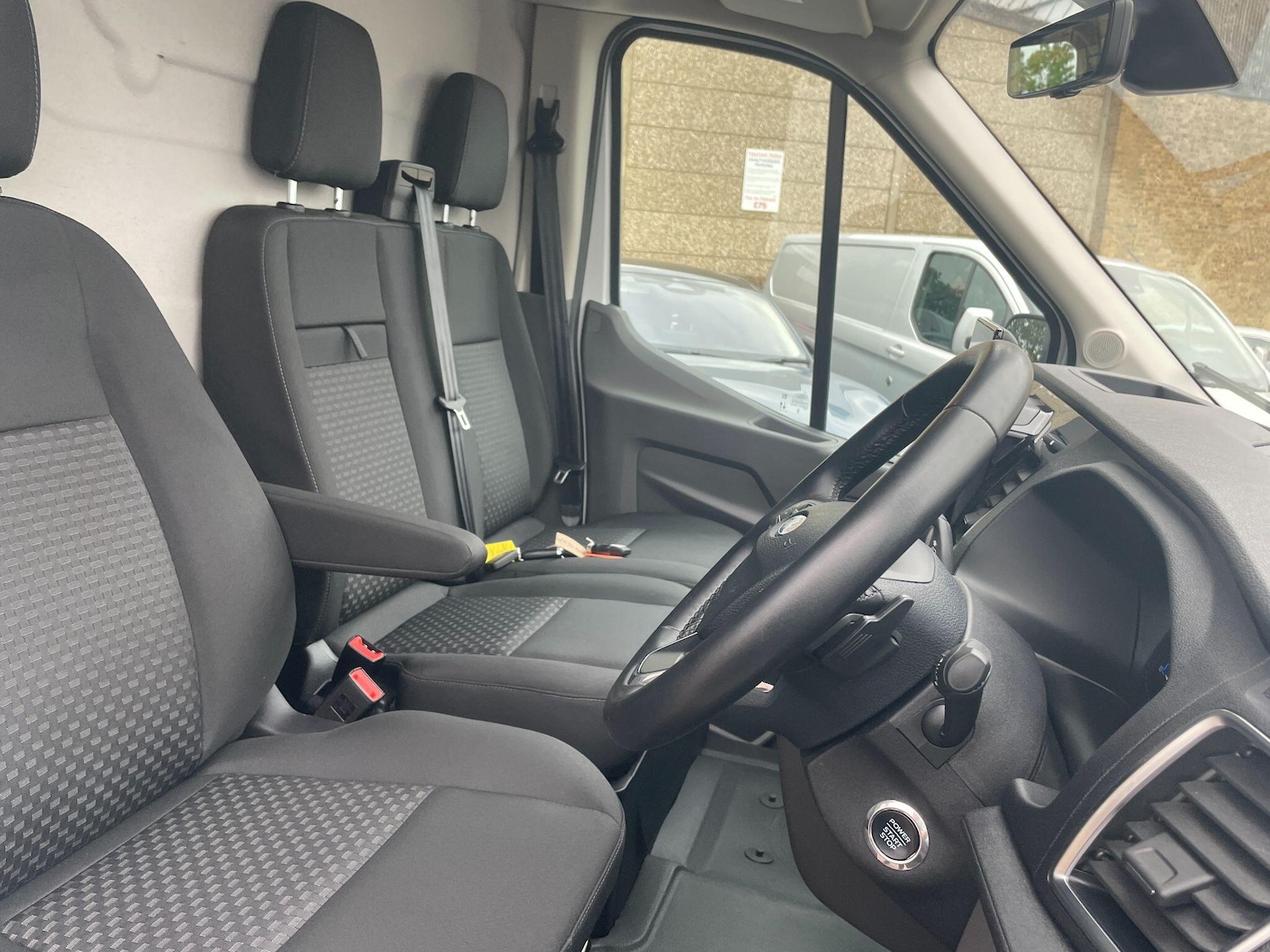 Used Ford Transit 2024 for sale - 76989248: Photo 6