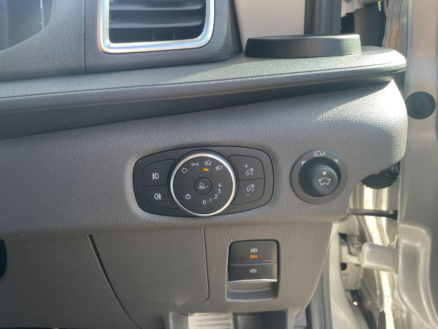 Used Ford Transit 2024 for sale - 76137025: Photo 9