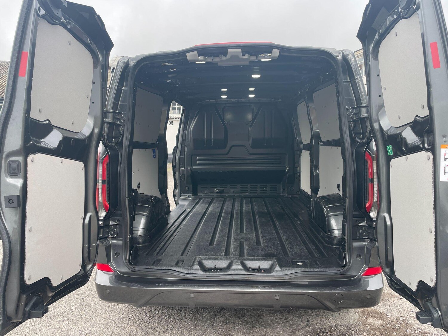 Used Ford Transit Custom 2025 for sale - 77839442: Photo 25