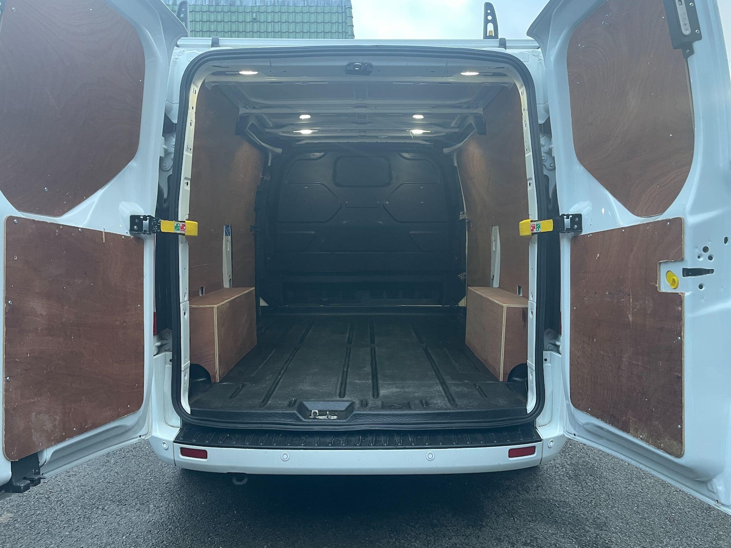 Used Ford Transit Custom 2021 for sale - 76927055: Photo 22