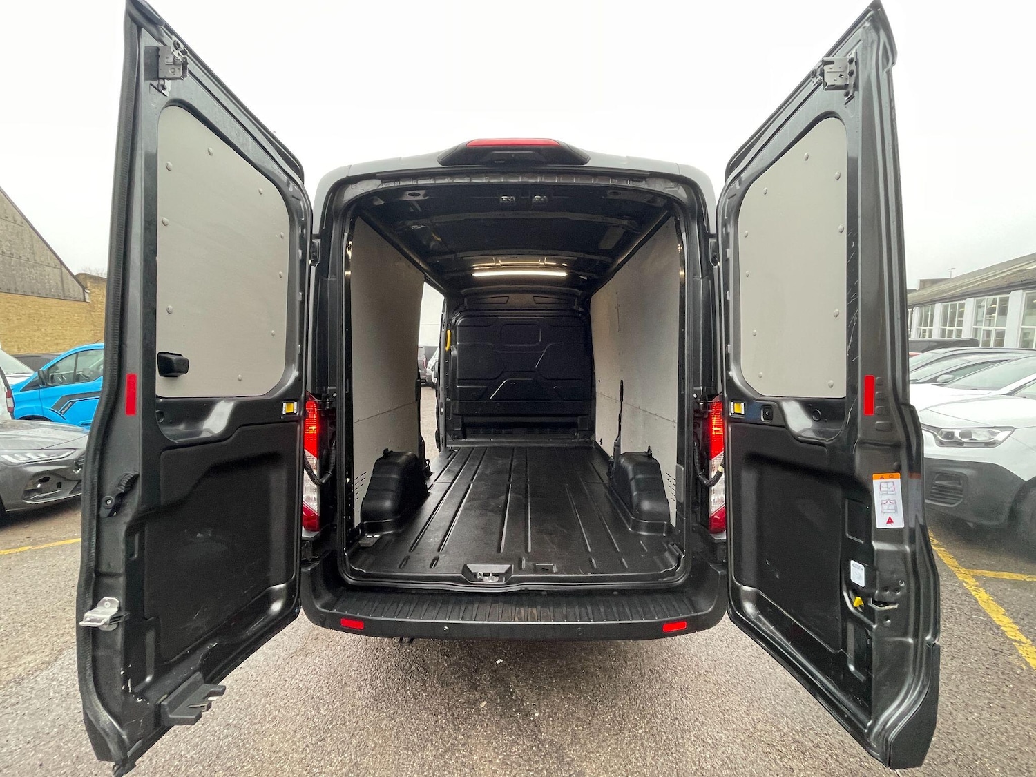 Used Ford Transit 2024 for sale - 77156320: Photo 21