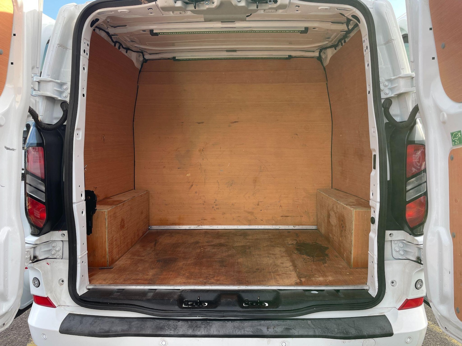 Used Ford Transit Custom 2024 for sale - 76398671: Photo 21