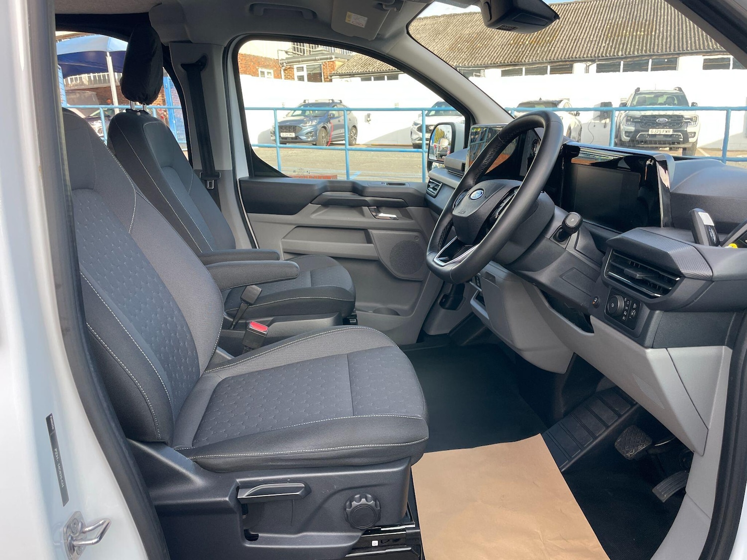 Used Ford Transit Custom 2024 for sale - 76398671: Photo 7