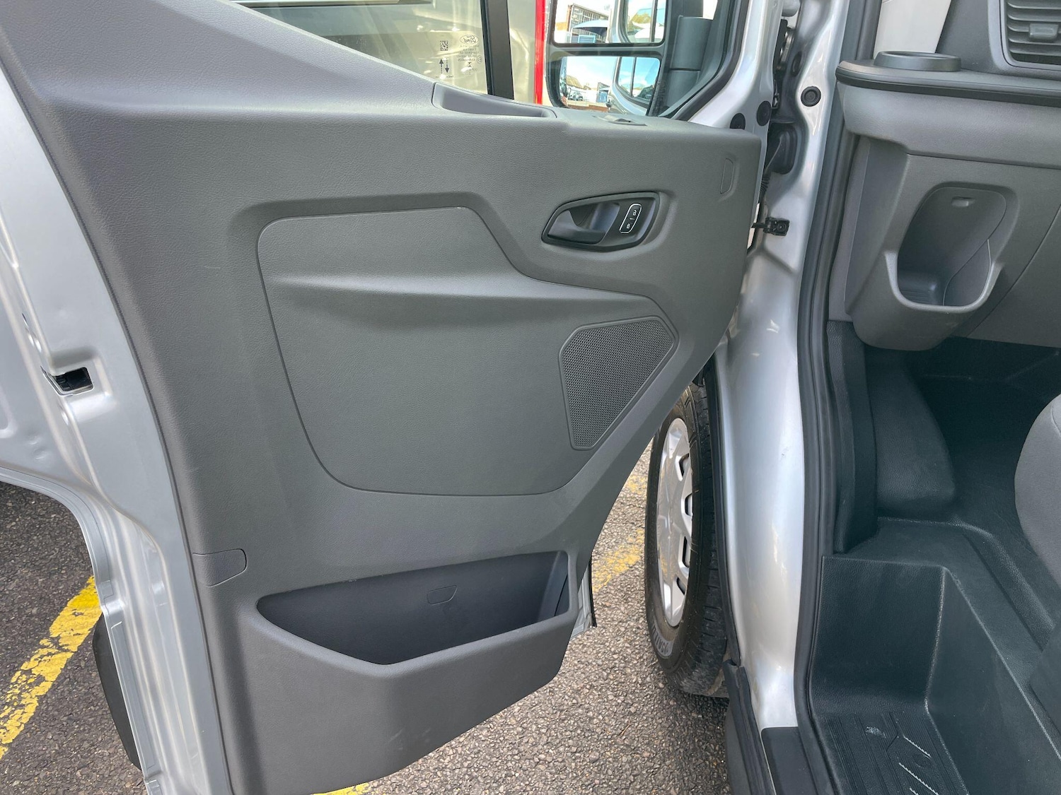 Used Ford Transit 2022 for sale - 76918686: Photo 23