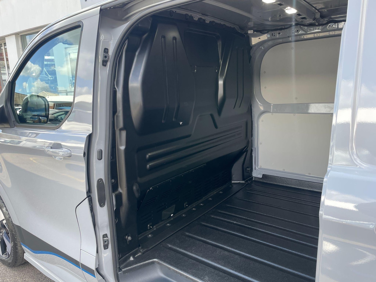 Used Ford Transit Custom 2025 for sale - 77908874: Photo 29