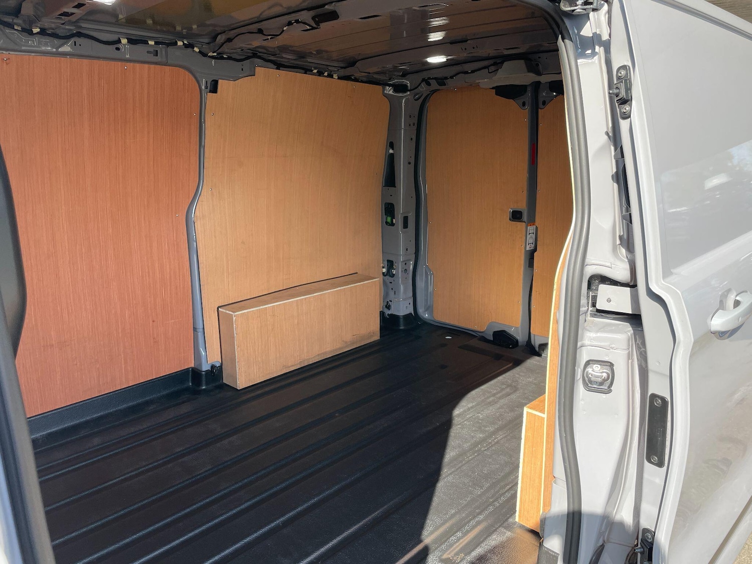 Used Ford Transit Custom 2024 for sale - 77809127: Photo 12