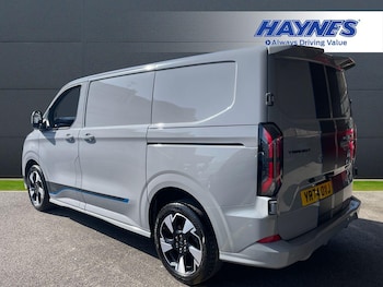 Used Ford Transit Custom 2024 for sale - 77809127: Photo