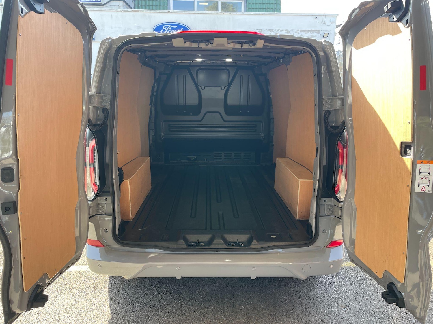 Used Ford Transit Custom 2024 for sale - 77809127: Photo 9