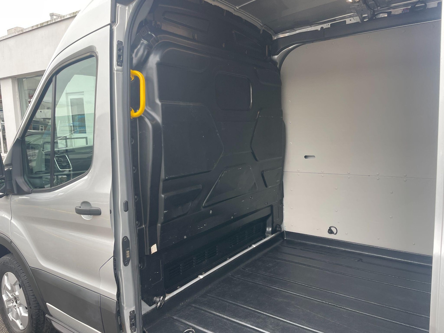 Used Ford Transit 2024 for sale - 77657770: Photo 20