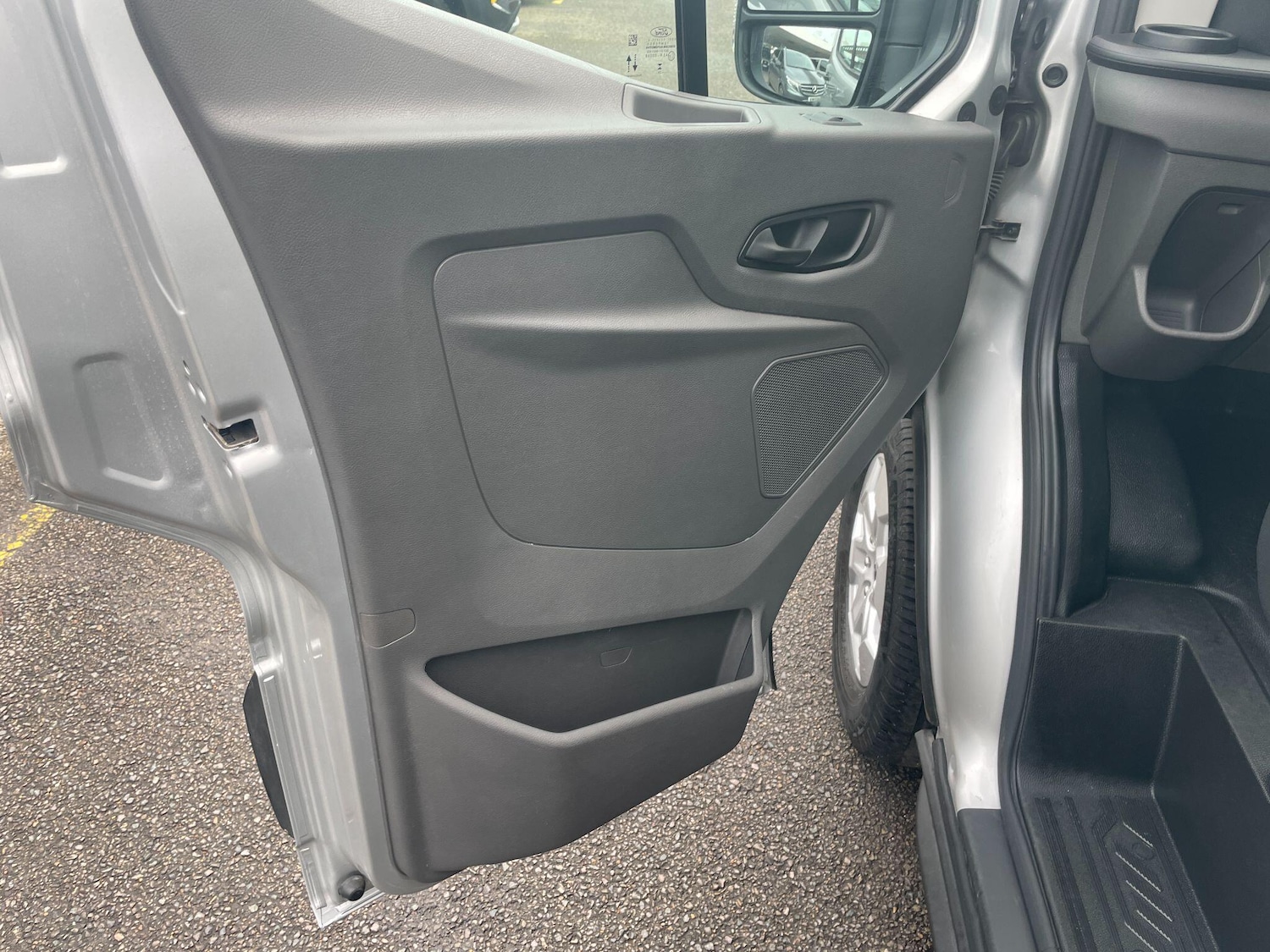 Used Ford Transit 2024 for sale - 77657770: Photo 23