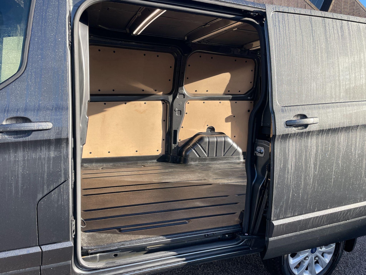 Used Ford Transit Custom 2023 for sale - 76898247: Photo 23