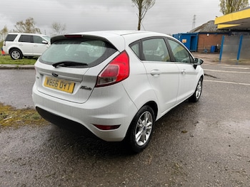 Used Ford Fiesta 2017 for sale - 79297313: Photo