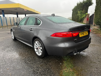 Used Jaguar XF 2016 for sale - 79323671: Photo