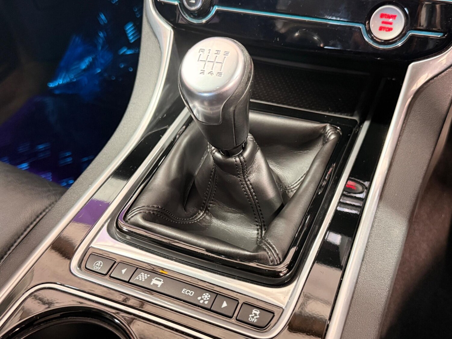 Used Jaguar XE 2017 for sale - 77722510: Photo 18