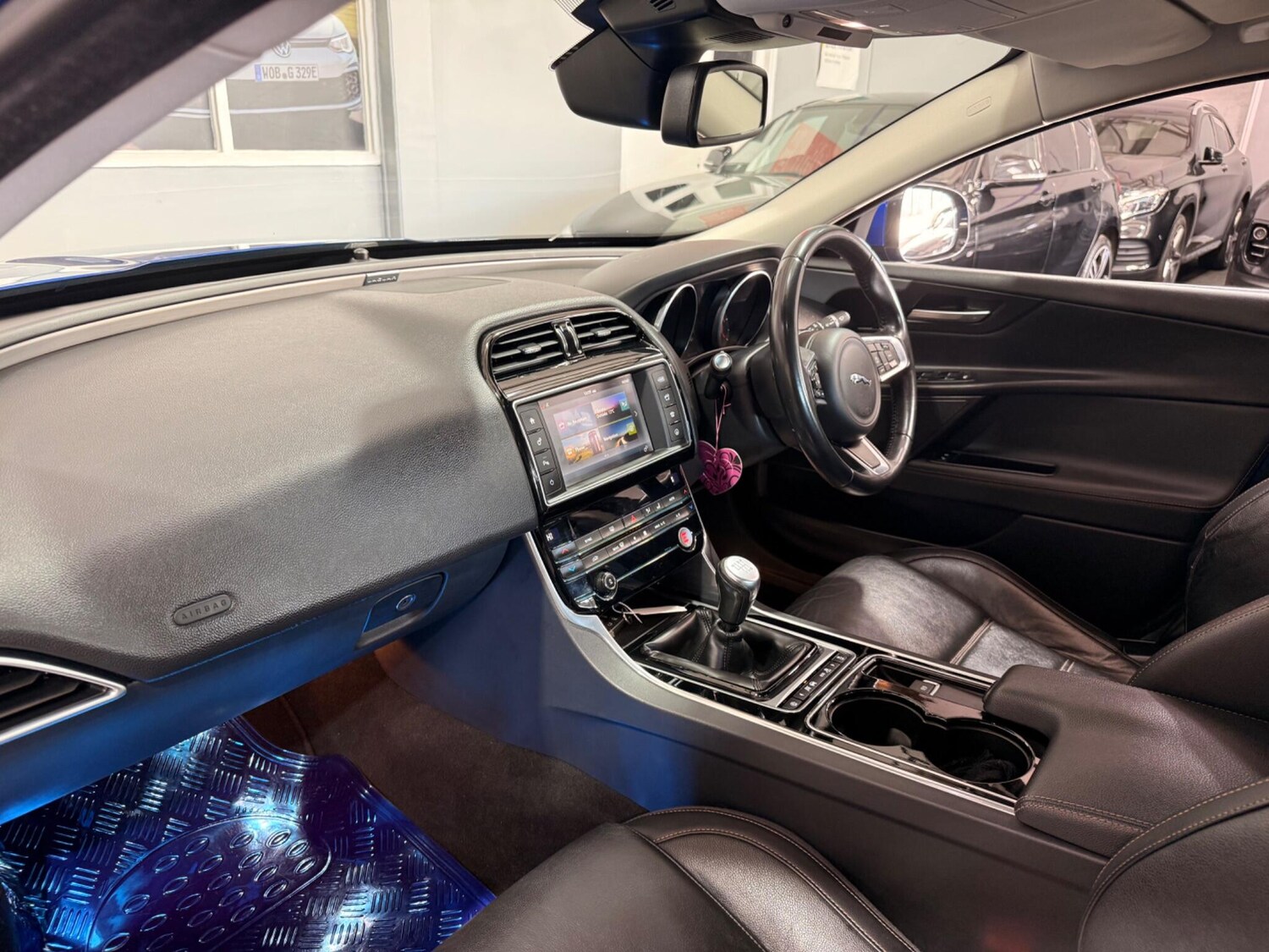 Used Jaguar XE 2017 for sale - 77722510: Photo 19