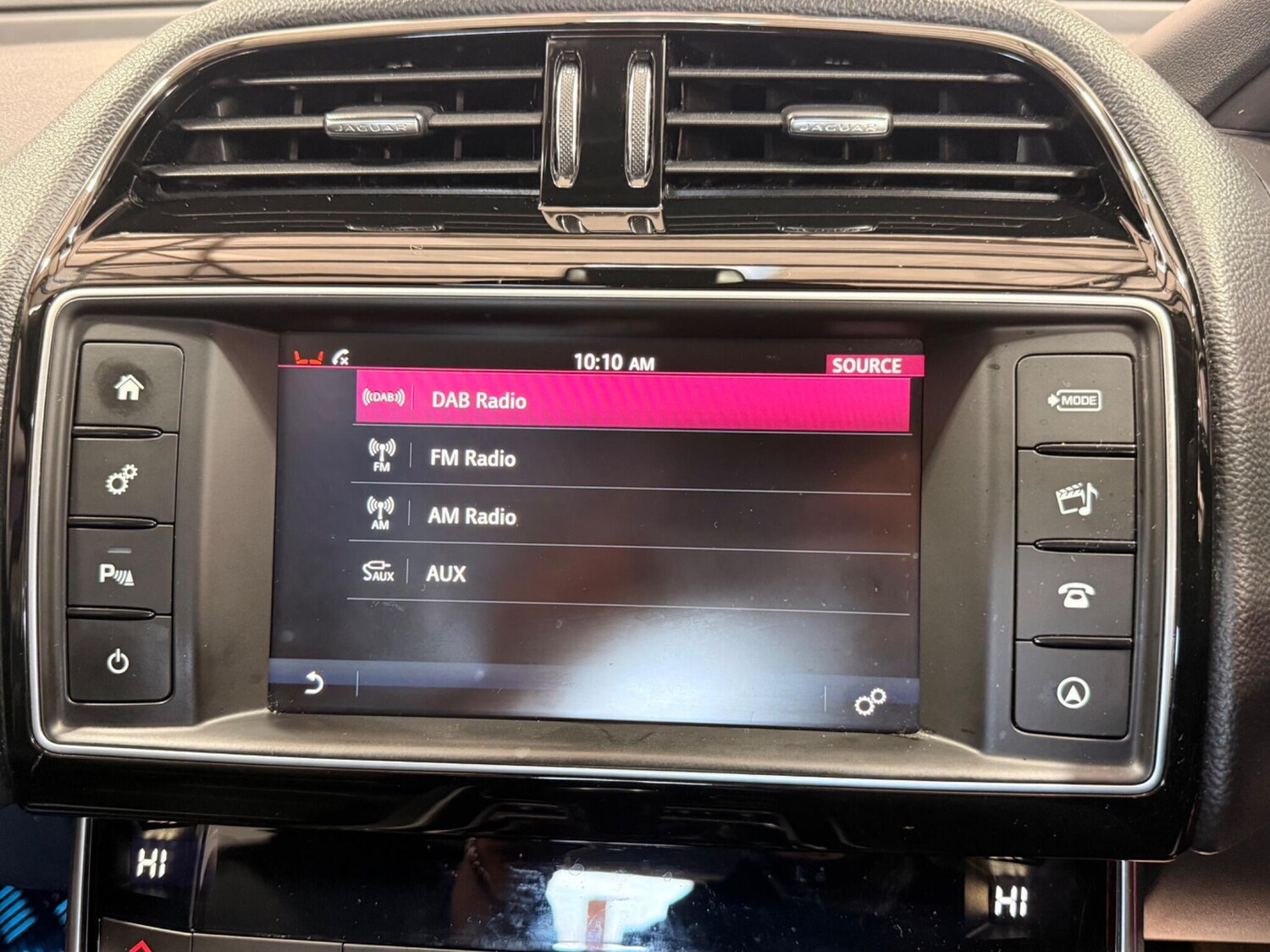 Used Jaguar XE 2017 for sale - 77722510: Photo 42