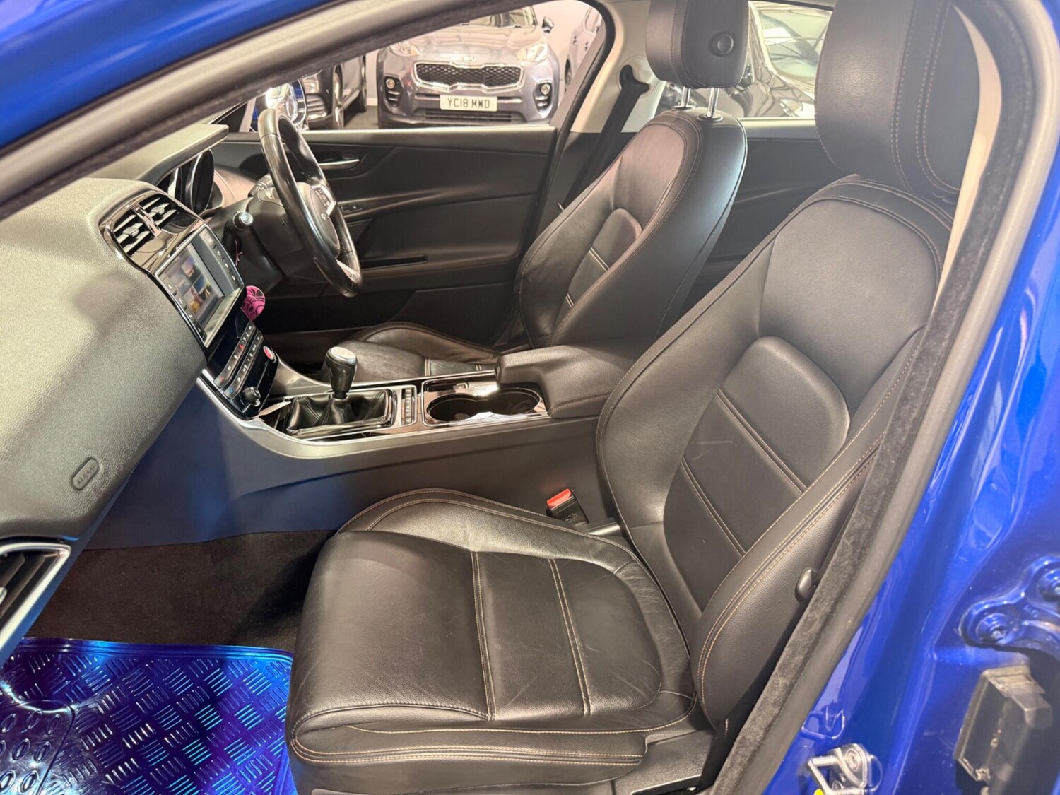 Used Jaguar XE 2017 for sale - 77722510: Photo 45