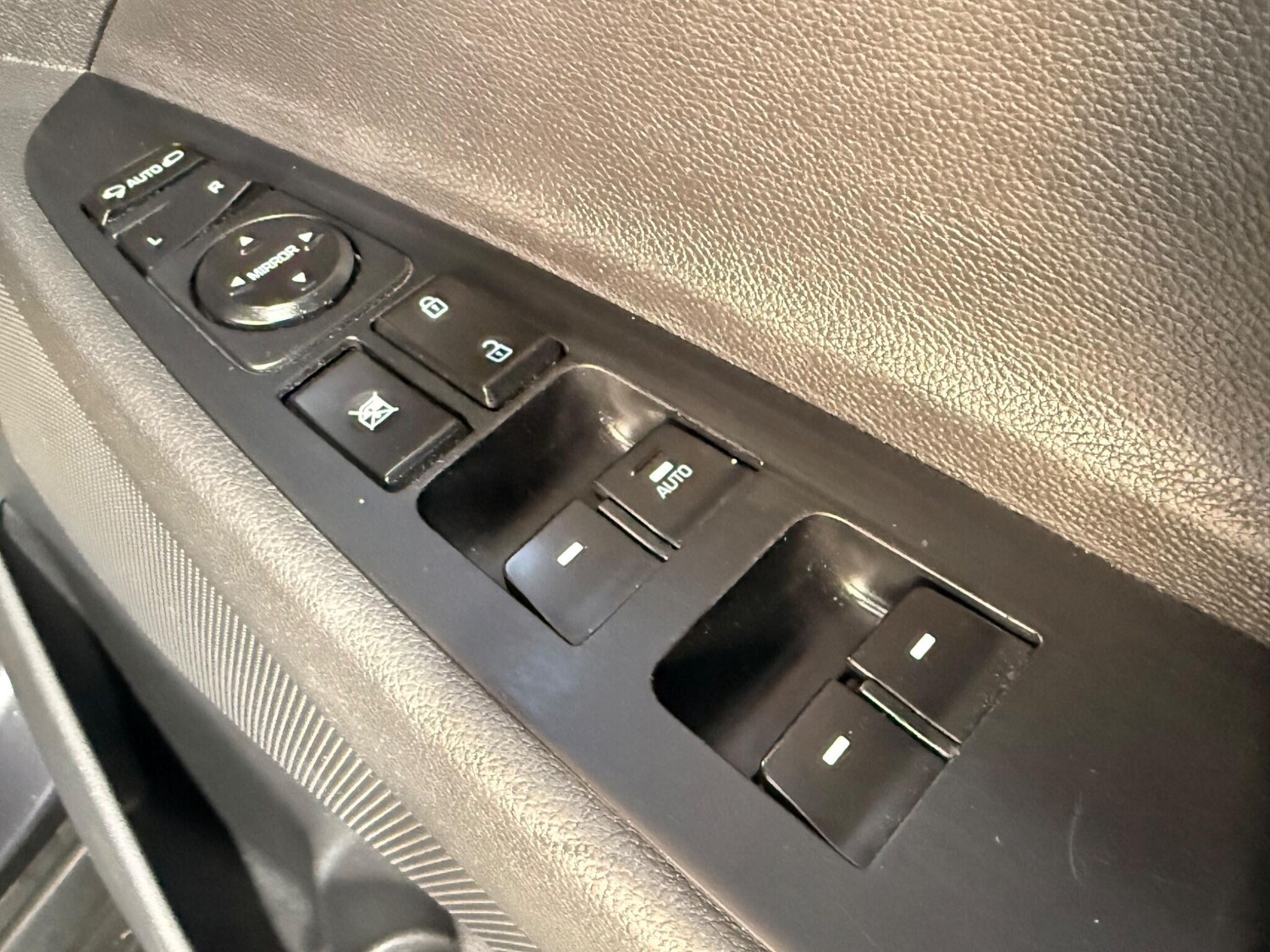 Used Hyundai TUCSON for sale - 77586775: Photo 31