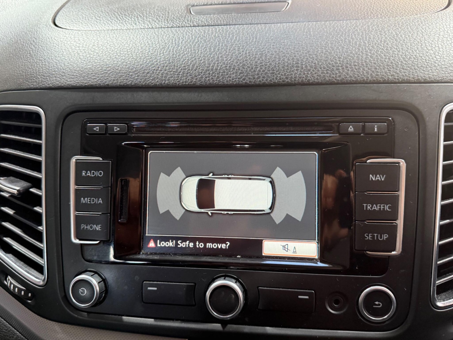 Used Volkswagen Sharan 2014 for sale - 77074554: Photo 43