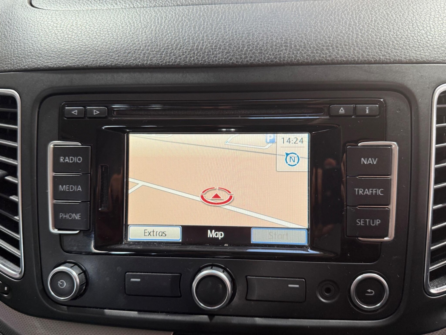 Used Volkswagen Sharan 2014 for sale - 77074554: Photo 45