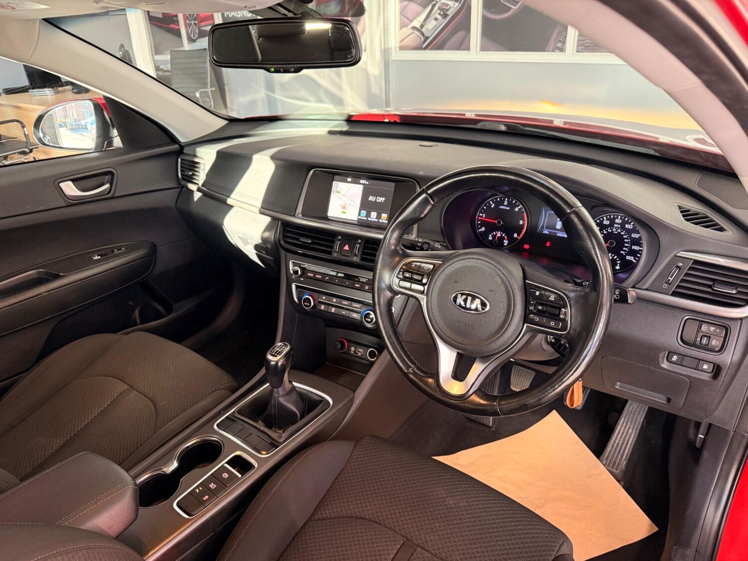 Used Kia Optima 2018 for sale - 77723633: Photo 17