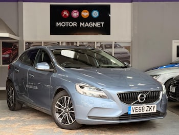 Used Volvo V40 2019 for sale - 78291331: Photo