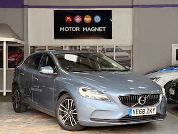 Used Volvo V40 2019 for sale - 78291331: Photo