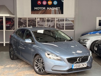 Used Volvo V40 2019 for sale - 78291331: Photo