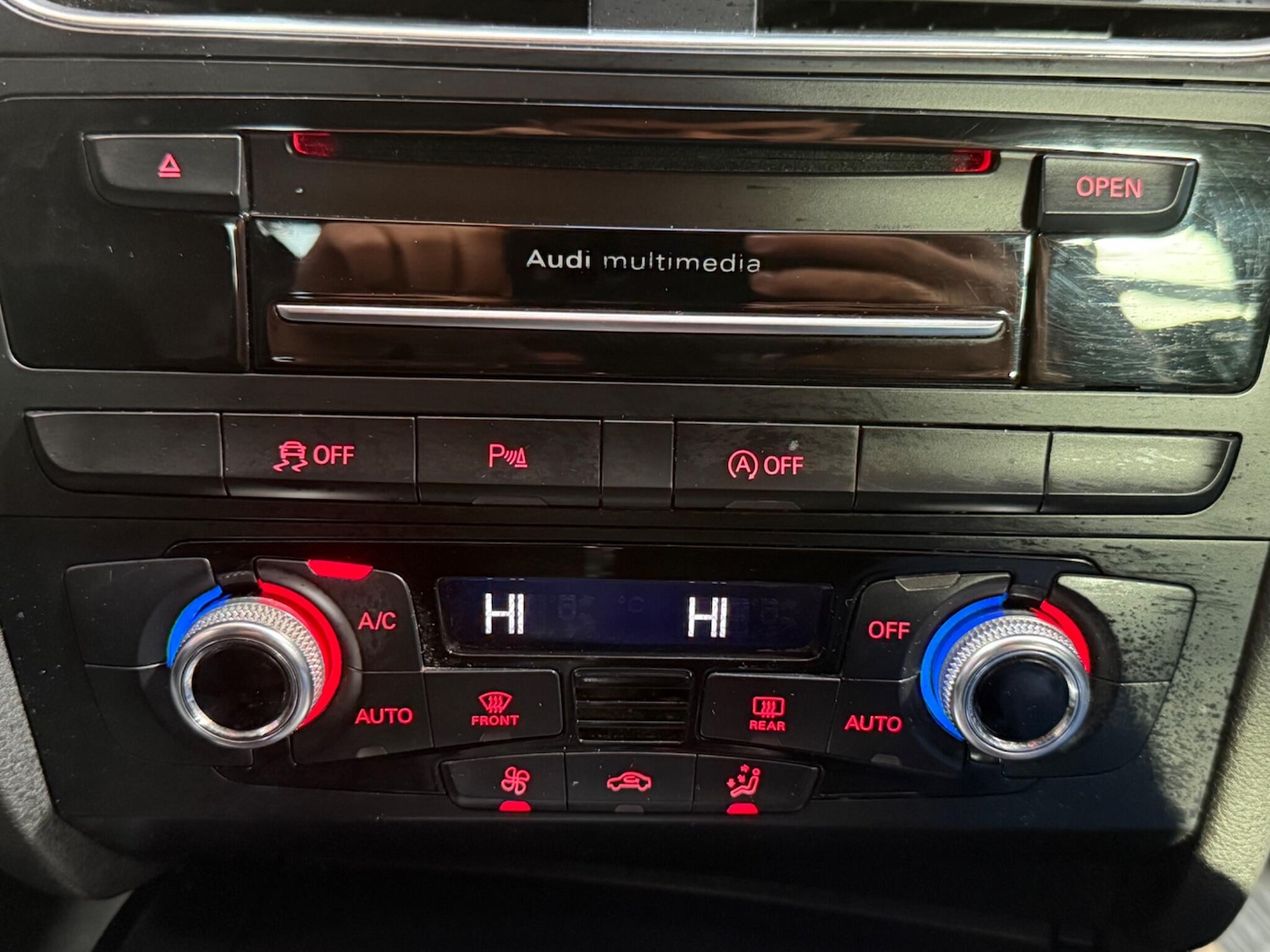 Used Audi A4 2015 for sale - 77074123: Photo 18