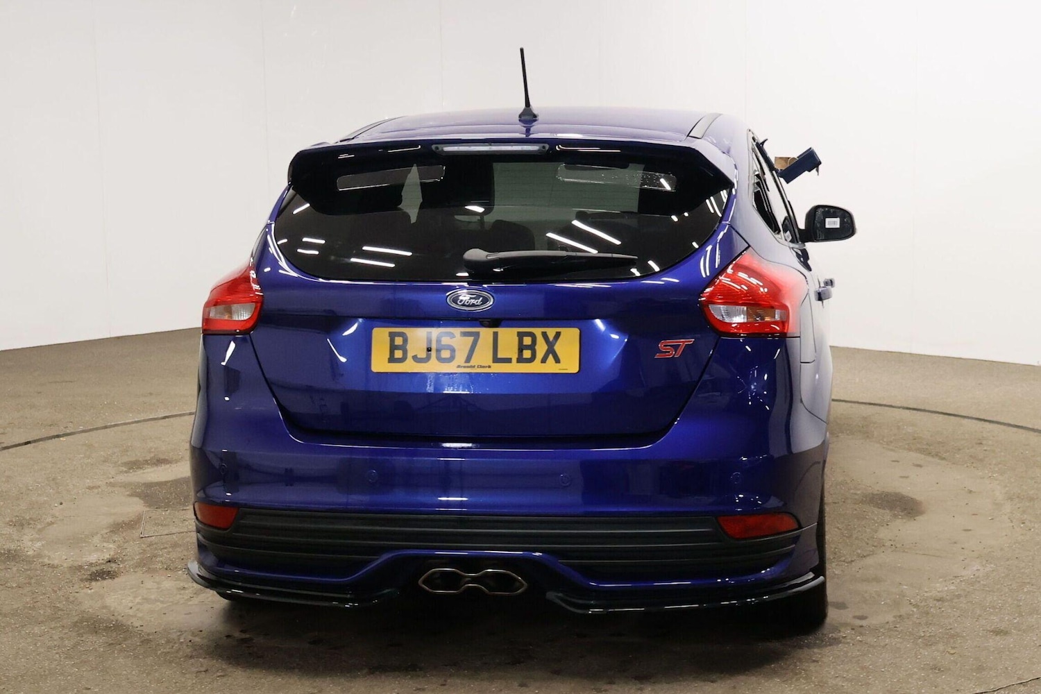 Used Ford Focus for sale - 77267197: Photo 2