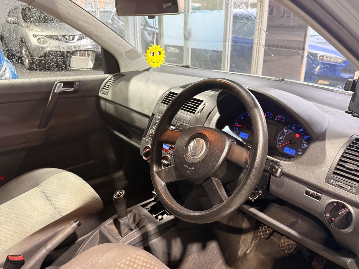 Used Volkswagen Polo 2005 for sale - 77290810: Photo 10