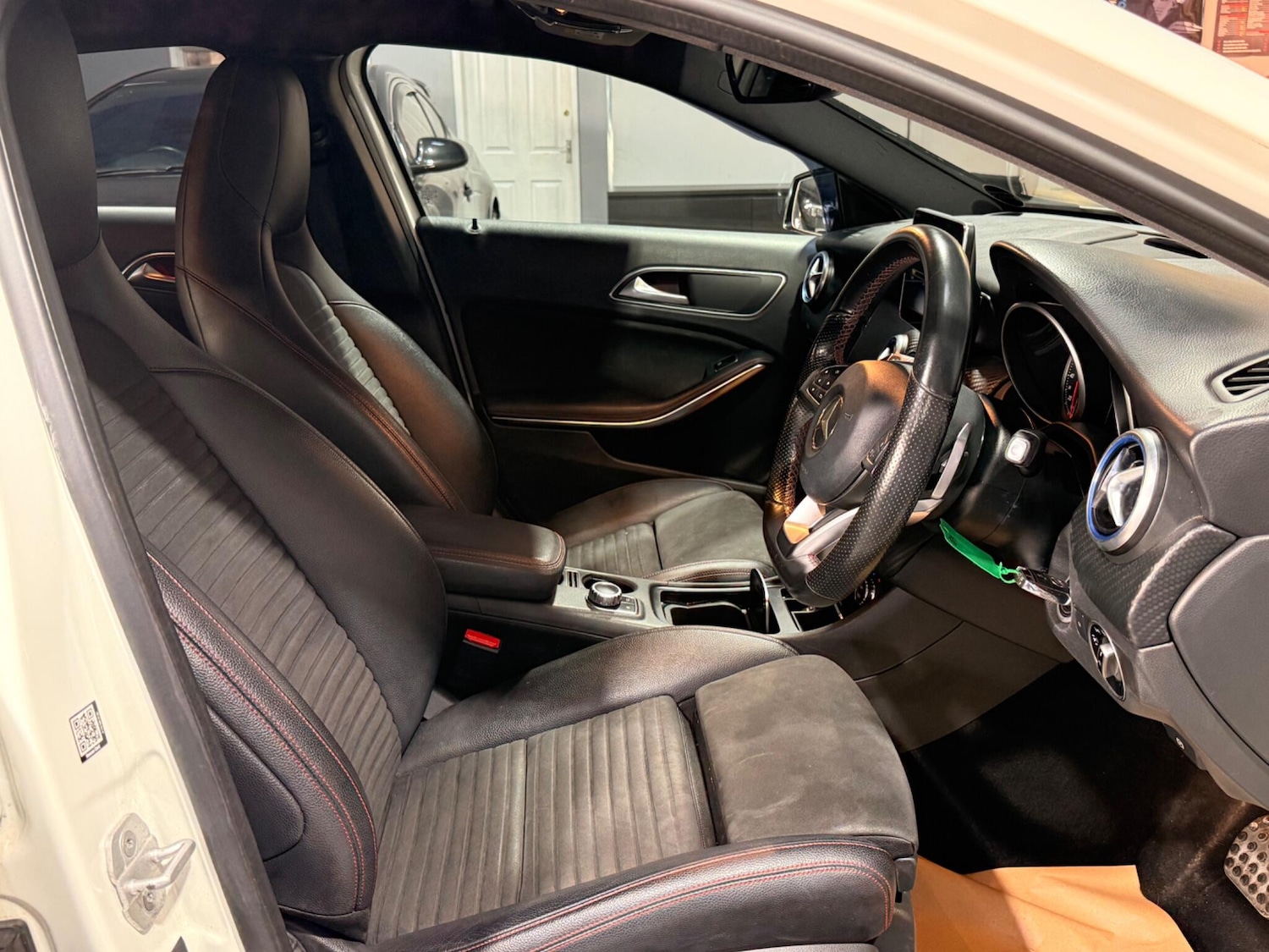 Used Mercedes-Benz A-Class 2015 for sale - 77386841: Photo 21