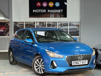 Used Hyundai i30 2018 for sale - 77074653: Photo