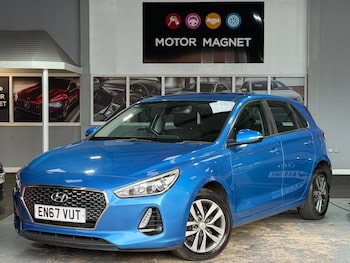 Used Hyundai i30 2018 for sale - 77074653: Photo