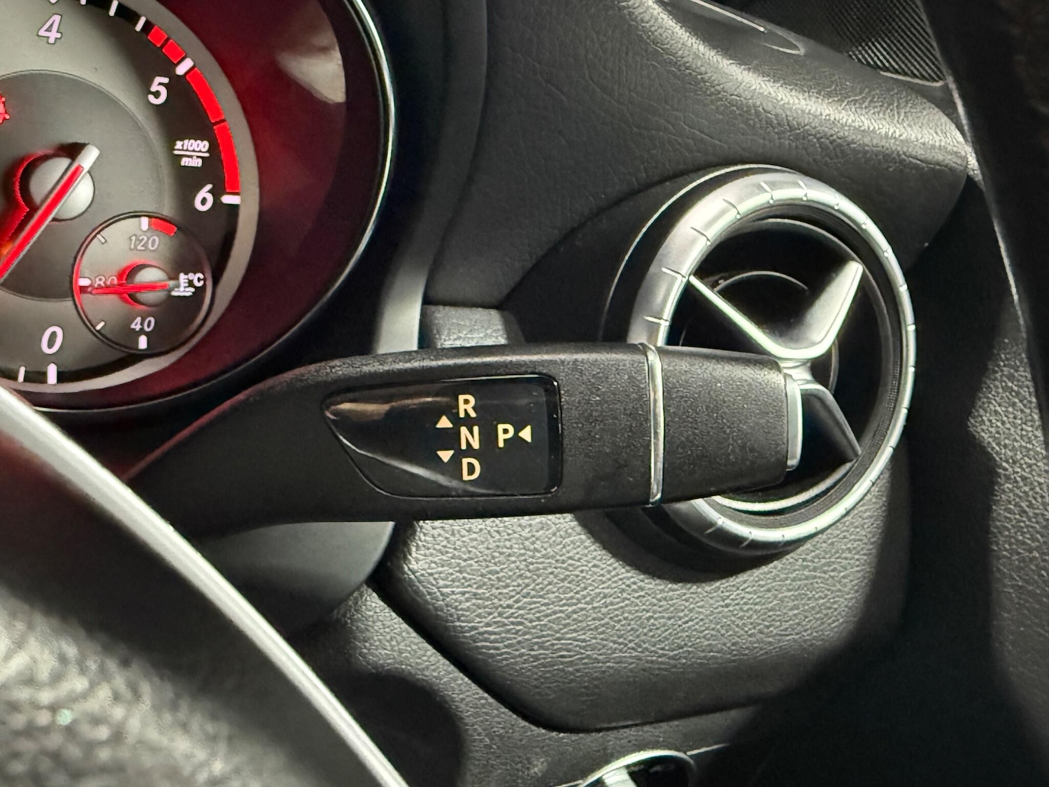 Used Mercedes-Benz CLA 2015 for sale - 77074120: Photo 26