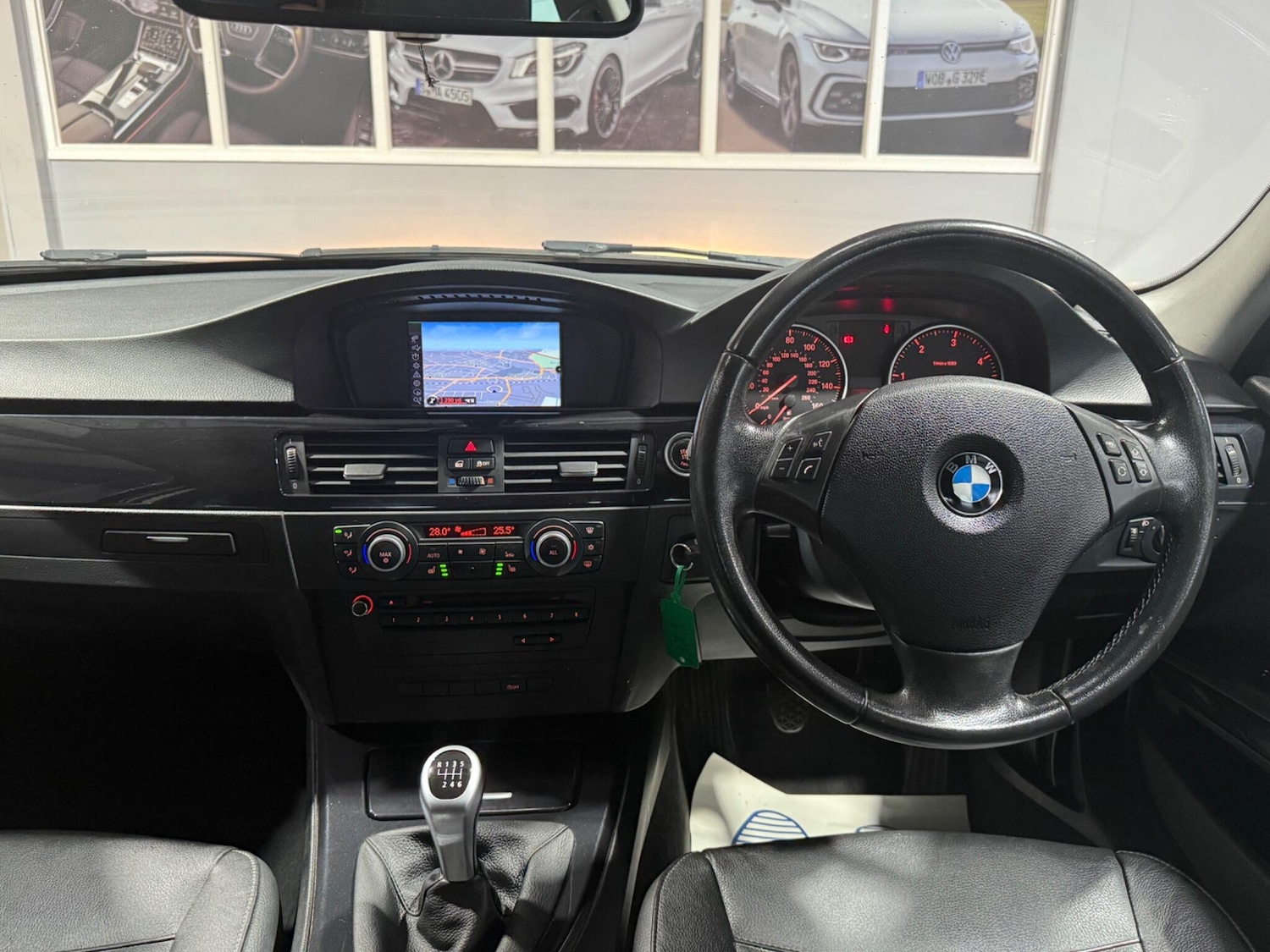 Used BMW 3 Series 2011 for sale - 77215910: Photo 22