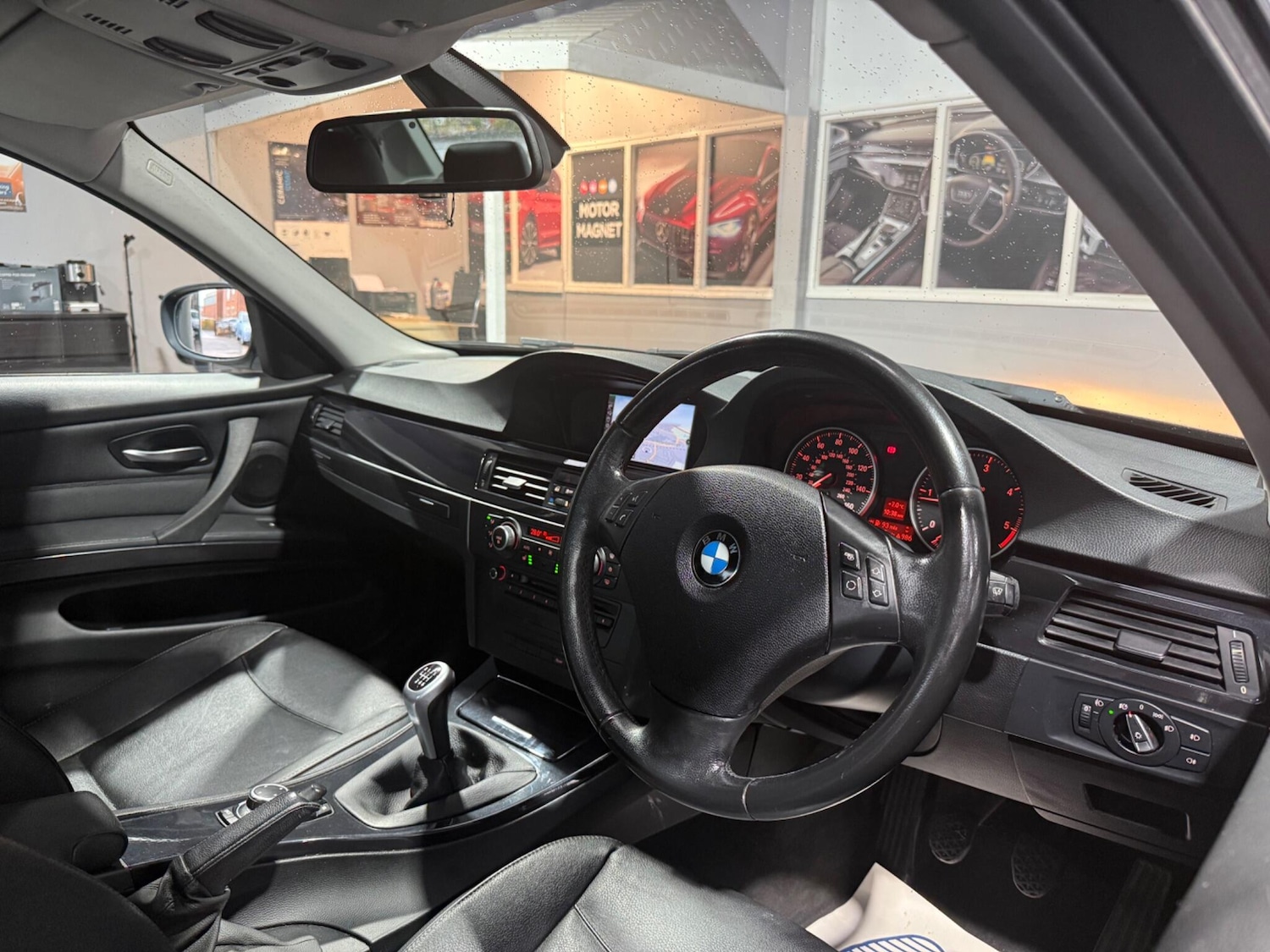 Used BMW 3 Series 2011 for sale - 77215910: Photo 26