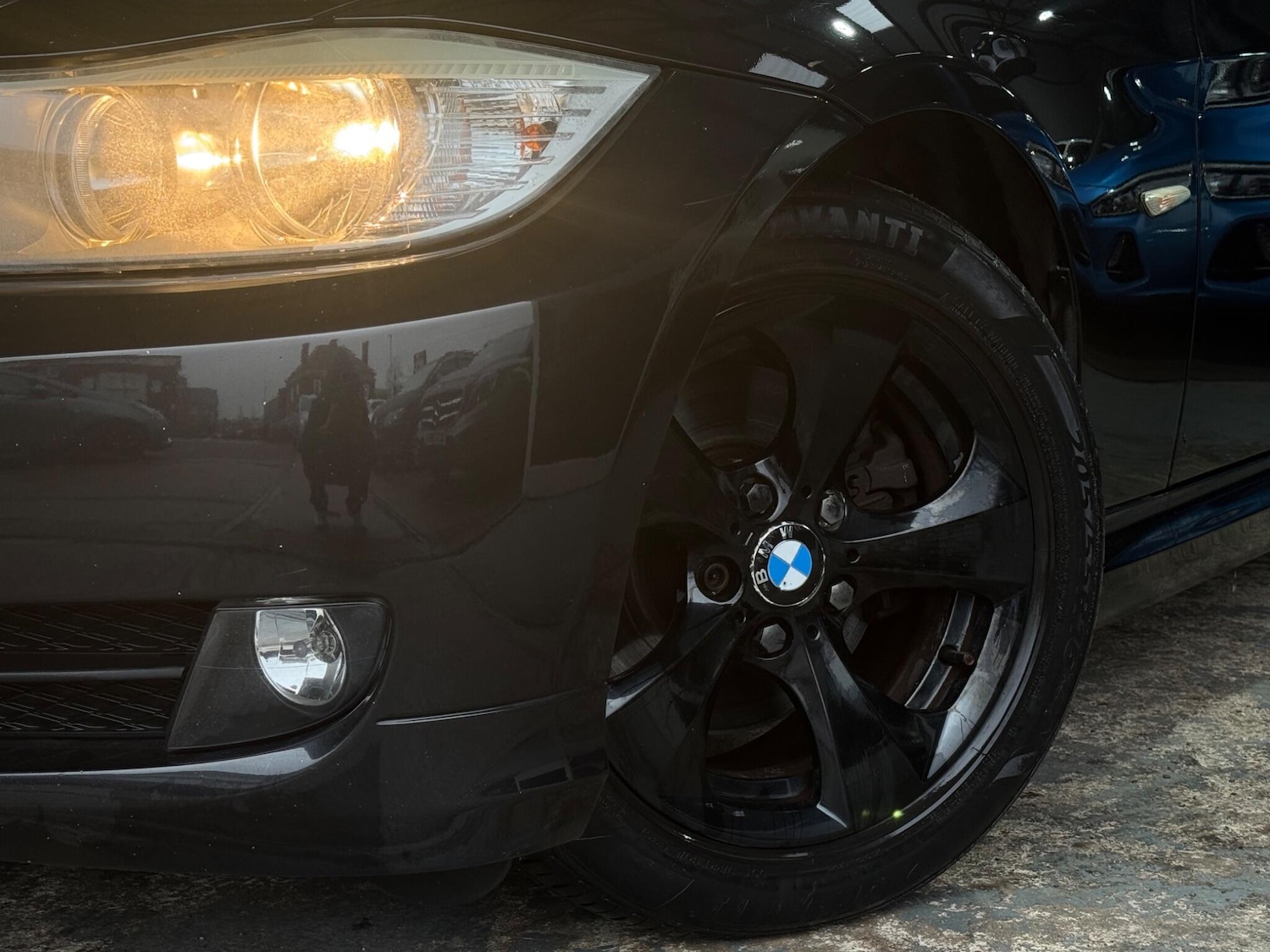 Used BMW 3 Series 2011 for sale - 77215910: Photo 47